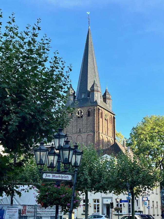 Nasa Wohnung Uerdingen Krefeld Esterno foto